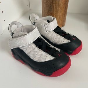 Toddler Jordan’s size 6C